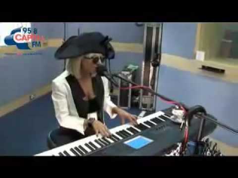 [HD] Lady GaGa - Paparazzi Acoustic Version (Live @ 95.8 Capital FM Radio)