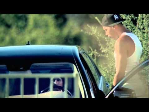 Nicki Minaj - Right Thru Me (Clean Version) Nicki Minaj - Right Thru Me (Clean Version)