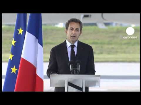 Саркози: Франция не оставит...